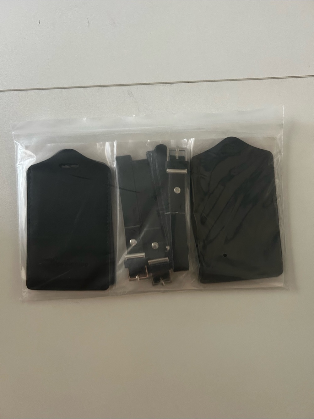 Travelambo Black Luggage Tags with Straps - set of 4